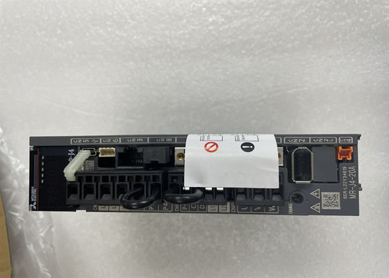 MR-J4-20A 200W 산업적 서보 드라이브 미츠비시 Mr 3 단계  J4 AC170 Ｖ