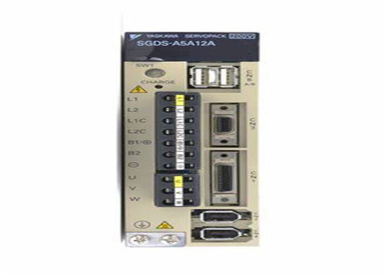 SGDS-A5A12A 산업적 서보 드라이브 야스카와 서보 드라이버 15A 200V 3000W