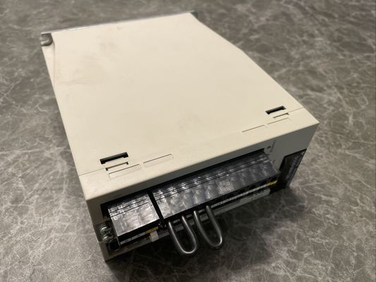 SGDS-08A12A 야스카와 시그마 3 인더스트리얼 서보기구는 750W SERVOPACK을 운전합니다