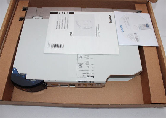 레은제 E70ACMSE0104SA1ETR SERVO-INVERTER I700 최고 2000까지 HZ 가능한 설치 장착