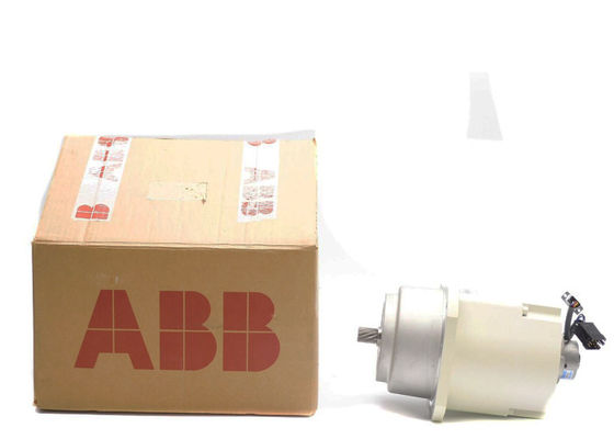 3HAC17333-1 서보 모터 부품 2781W는 M33 B형 행동 양식 200V 12A를 자동차로 나릅니다