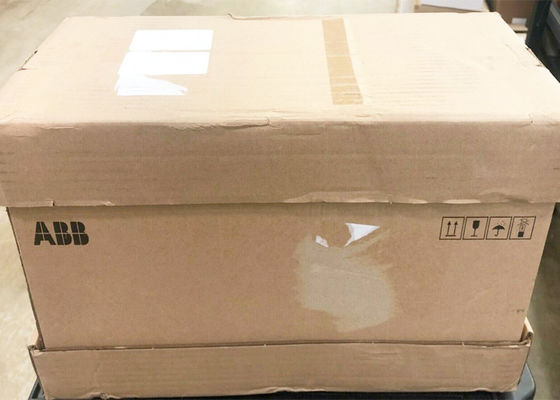 ACS880-04-585A-3 주파수 인버터 3AUA0000139073 585A ACS880 드라이브 모듈