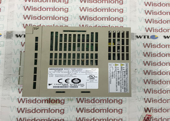 야사카와 SGDM-02BDA AC 서보 모터는 이용 가능한 흑자 결코 사용된 흑자도 운전하지 않습니다
