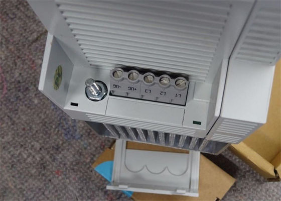 레은제 E94AMHE0024A33NNNNM0044HX0051 멀티 구동 하이라인 입력 2.6/2.3AMP