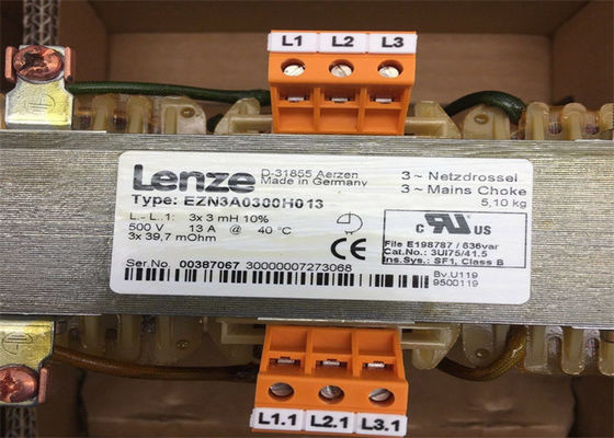 변하기 쉬운 주파수 인버터 레은제 EZN3A0300H013은 5.5KW 서보 드라이브 3X3MH +/-10%를 위한 필터를 정맥에 주사합니다