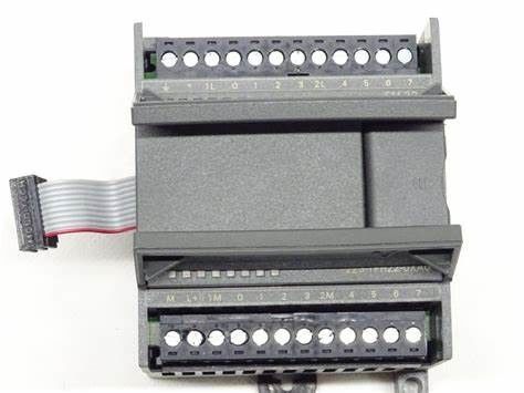 6ES7223-1PH22-0AX0  지멘스 SIMATIC S7-200, 디지털 입출력 EM 223 8 DI 24 Ｖ DC