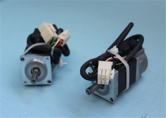 리니어 모터  야스카와 SGLFW-1ZA380BP 0W 2400N/M 1120RPM*NIB 200V 17.5A 새로운 원형