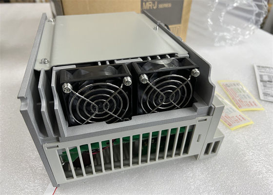 MR-J2S 서보 증폭기 MR-J2S-350B4 AC 드라이브 350A 3이 단계적으로 시행한 미쯔비시 전기 기계（주） 3.5KW