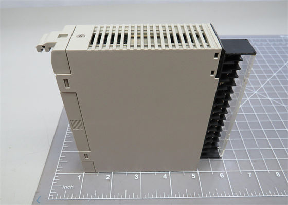 옴론 C200H-DA003 출력 모듈 8 출력 아날로그 -10 내지 10 Ｖ 8X 1-5 Ｖ
