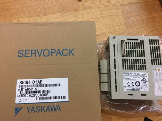 50/60HZ 산업적 서보 드라이브 야스카와 SGDH-01AE SERVOPACK 브랜드 뉴