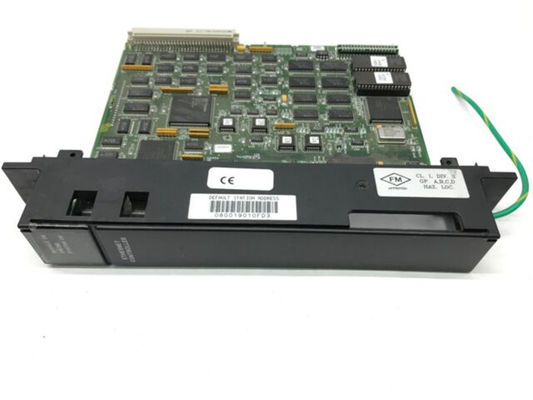 PLC 랙에서 단일 슬롯 GE  IC697CMM741 OCCUPYS. 세 리드된 상태 15PIN 어태치먼트 유닛 인터페이스 공항