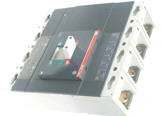 1SDA060317R1 Tmax T6L800 TMA800-8000 배선용 차단기 PLC 일부