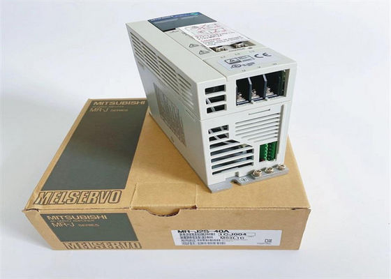 MR-J2S-40A AC 산업적 서보기구는 미츠비시 서보 증폭기 400W를 운전합니다