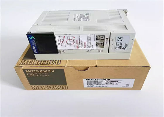 MR-J2S-40A AC 산업적 서보기구는 미츠비시 서보 증폭기 400W를 운전합니다