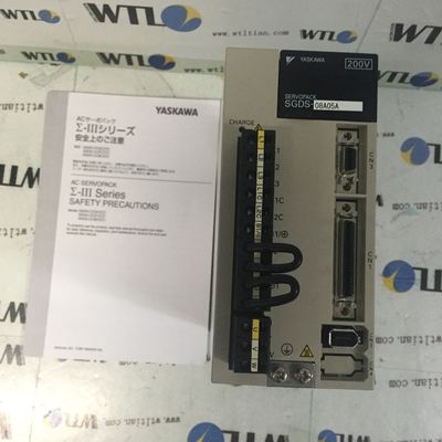50/60HZ 산업적 서보 드라이브 야스카와 SGDS-04A15A SERVOPACK 브랜드 뉴