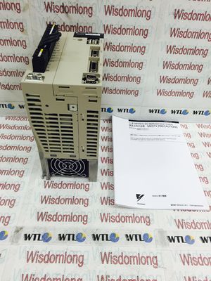 50/60HZ 산업적 서보 드라이브 야스카와 SGDS-15A12A SERVOPACK 브랜드 뉴