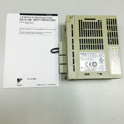 50/60HZ 산업적 서보 드라이브 야스카와  SGDM-A3ADA는 1PH 200-230V 0.82A를 세르보팩