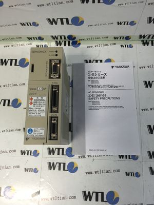 1년 보증 야스카와 모터 드라이브 SGD-A3AP은 1PH 200-230V 50/60HZ 11AMPS를 세르보팩