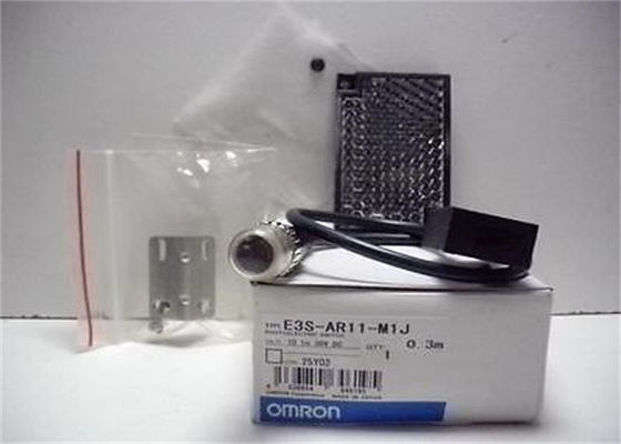 옴론 E3S-AR11-M1J 연결기 PLC 프로그램 논리 제어기 0.3M명