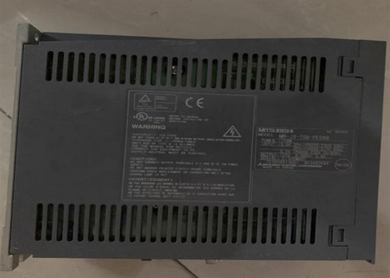 MR-J3-70B-PE099 미츠비시 인더스트리얼 서보기구는 서보 증폭기를 운전합니다