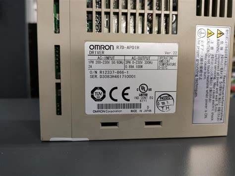 옴론 R7D-BP01H 서보 기구에 의하 AC 200VAC 공급 1A 200V 로드 100 Ｗ 230 Ｖ 단일 상