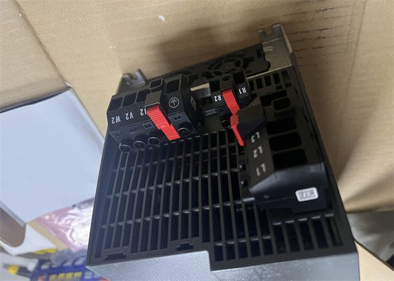 150% 과부담과 6SL3210-1KE23-8UF1 지멘스 SINAMICS G120C 정격 전력 18,5KW