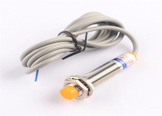 LJ12A3-4-Z/BX 근접 센서 6-36VDC 12MM 금속은 4MM 어떤 3WIRE도 정렬시키지 않습니다