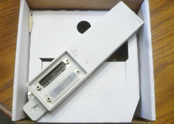 TB846 듀얼 모듈뷔스는 S800 입출력 3BSE021439R1 PLC 광 포트 모듈을 삽입했습니다