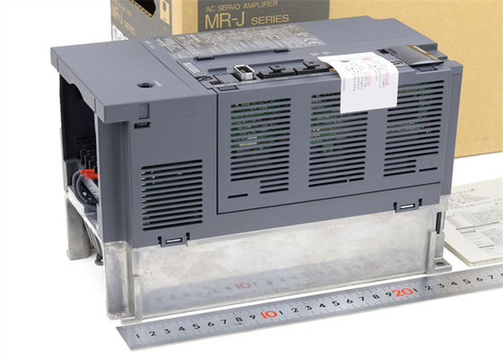 미츠비시 MR-J3-350B4 교류 서보 증폭기 MELSERVO-J3 시리즈 3.5 KW SSCNET 3세 3-단계 400 VAC