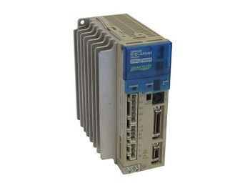 옴론 R7D-AP08H 서보 기구에 의한 AC 200VAC 공급 4.4A 200V 로드 750 Ｗ R7D-AP08H-ND