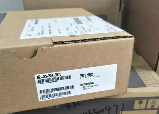 새로운 미츠비시 전기 200W 산업적 증폭기 MR-J2S-20A-S075 3상 서보 드라이브