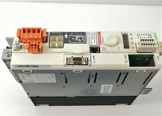 쉐나이더 LXM32AD18N4 이동 서보 드라이브 LEXIUM 32 3 단계 1.8 KW 208-480 VAC 50/60 HZ 18 AMP