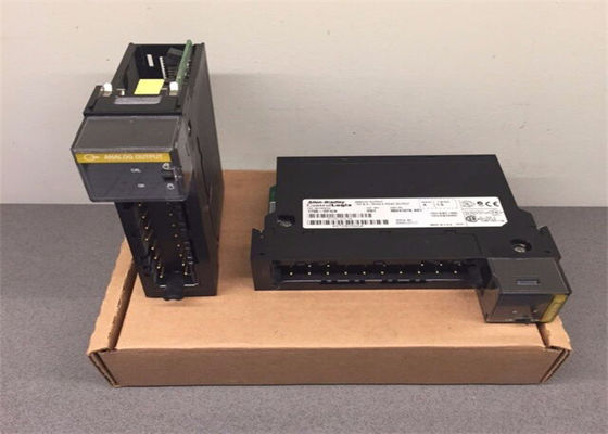 AB 1756-OF4 I/O 모듈 CONTROLLOGIX 아날로그 출력 4 전압 또는 현 생산량
