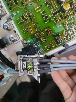 지멘스 6SL3352-1AE35-0AA1 510-750 Ｖ DC, 490 모터 모듈 3은 색칠한 모듈을 단계적으로 시행합니다