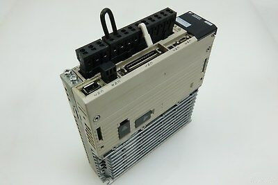 아주 새로운 야스카와 SGDV-2R8A11B  AC 220V 강력한 서보 드라이브