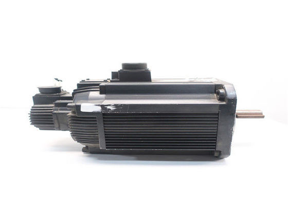 SGMDH-45A2B-YR12 산업적 야스카와 서보 모터 1500rpm 32.4a 200v ac 4500w 28.4nm
