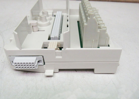 3BSE013235R1 TU831V1은 MTU에게 250V 신호 단자 S800 I/O 모듈을 제공했습니다