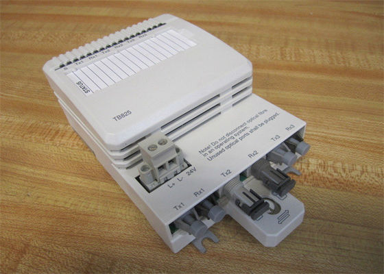 새로운 ABB S800 I/O 모듈 3BSE036634R1 TB825 멀티 모드 모듈뷔스 광 미디어 커버터