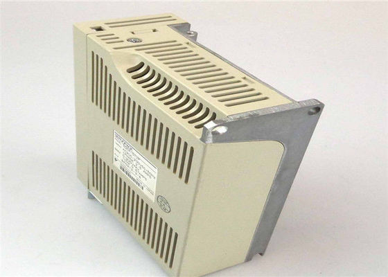 SGDS-08A12A 야스카와 시그마 3 인더스트리얼 서보기구는 750W SERVOPACK을 운전합니다