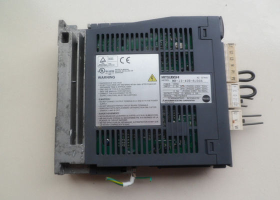 주식에서 새롭거나 사용된 미츠비시 400W 드라이버 MR-J3-40B-RJ006 INDUSTRIAL AC 서보 증폭기