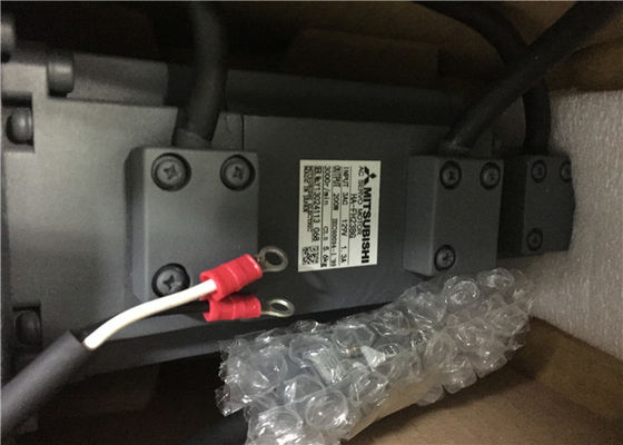 주식에서 미츠비시 멜서보 HA-FH23BG 산업적 서보 모터 0.2KW 129V 13A 뉴