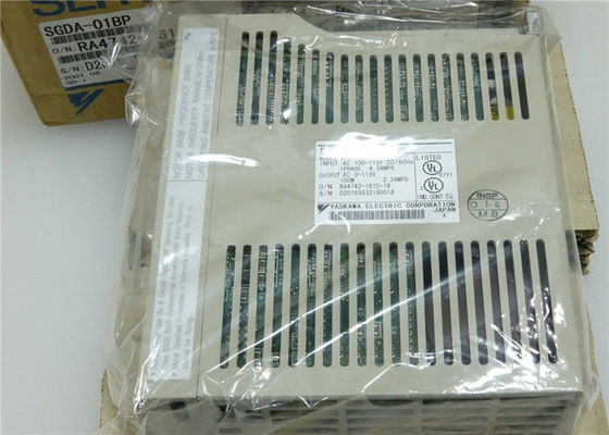 야사카와 SGDA-01VP   AC 서보 모터는 100W 0.13HP 정격용량을 운전합니다
