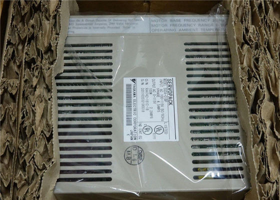 야사카와 SGDA-01VP   AC 서보 모터는 100W 0.13HP 정격용량을 운전합니다