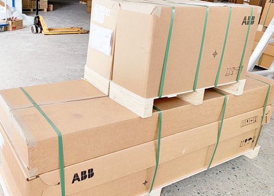 ACH550-02-368A-4 저전압 AC은 HVAC에 대해 68263077 R8 200kW를 운전합니다