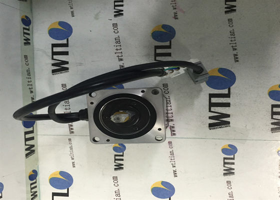 SGMDH-45A2B-YR12 산업적 야스카와 서보 모터 1500rpm 32.4a 200v ac 4500w 28.4nm