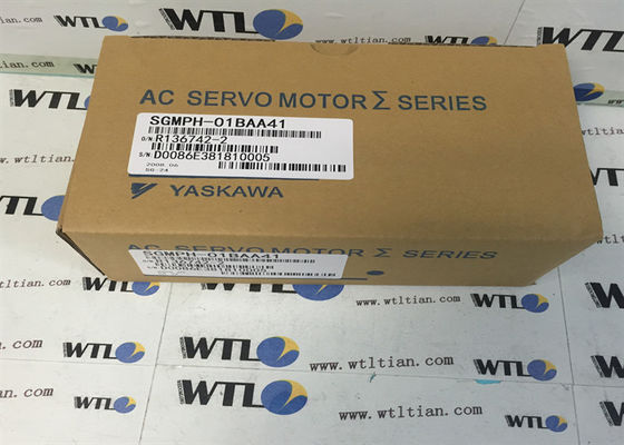 SGMDH-45A2B-YR12 산업적 야스카와 서보 모터 1500rpm 32.4a 200v ac 4500w 28.4nm