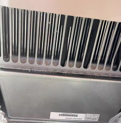 ABB ACS800-04M-0610-7+E208+E210+P901 560kW 560A 205 kg 주파수 변환기 3단계