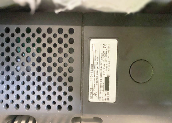 SP6402 Abb 주파수 변환기 110/132KW 제어 기술 유니드라이브 380-480V 50/60HZ 3PH