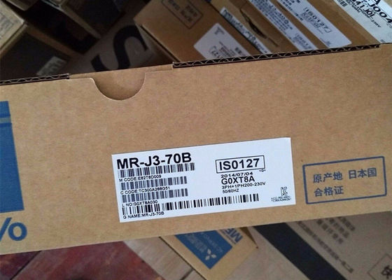 미쓰비시 산업용 세로 드라이브 MR-J3-70B 3.8AMP 750W 200V SSCNET 3PH 증폭기