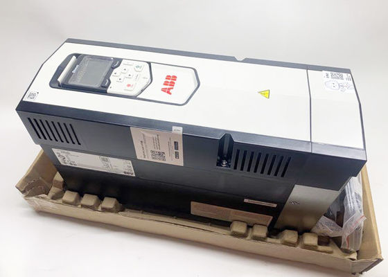 ACS880-01-032A-3 3AUA0000107993 ACS880 벽에 장착된 단일 드라이브